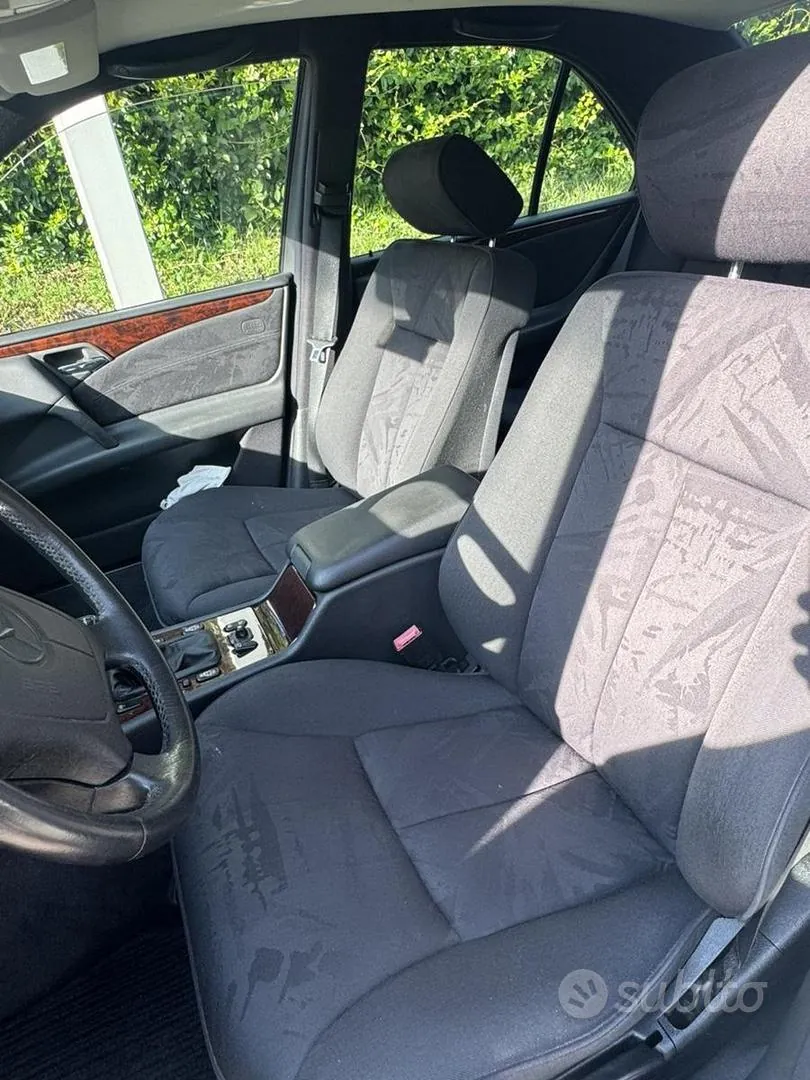 Mercedes-Benz E-Class 1998 photo 5