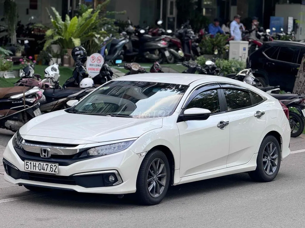 Honda Civic 2019 photo 3