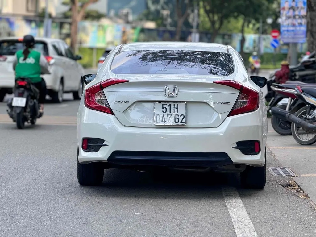 Honda Civic 2019 photo 4