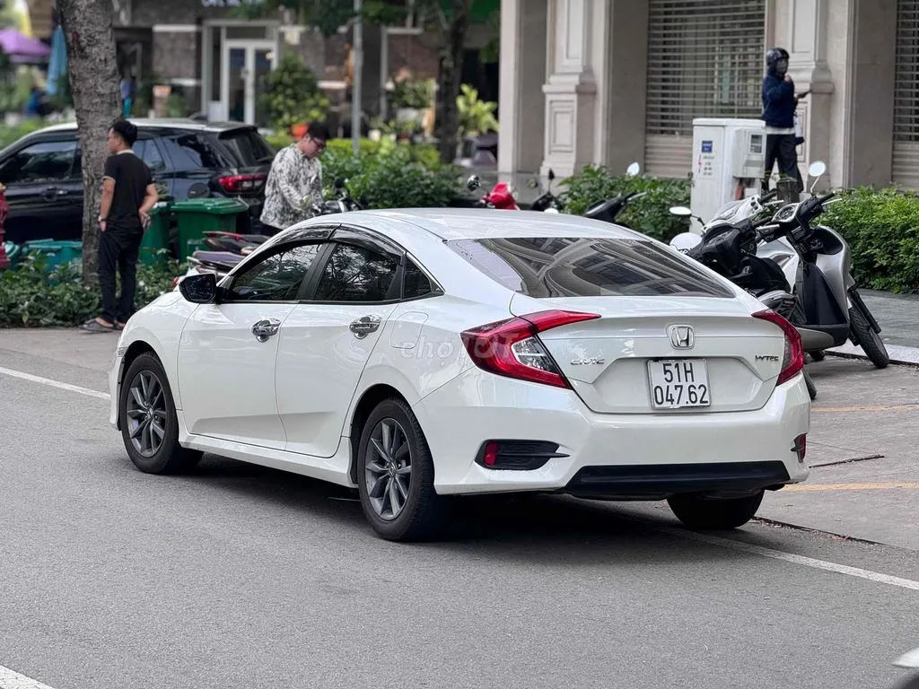 Honda Civic 2019 photo 5