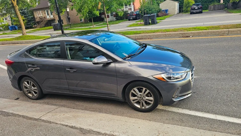 Hyundai Elantra 2018 photo 4