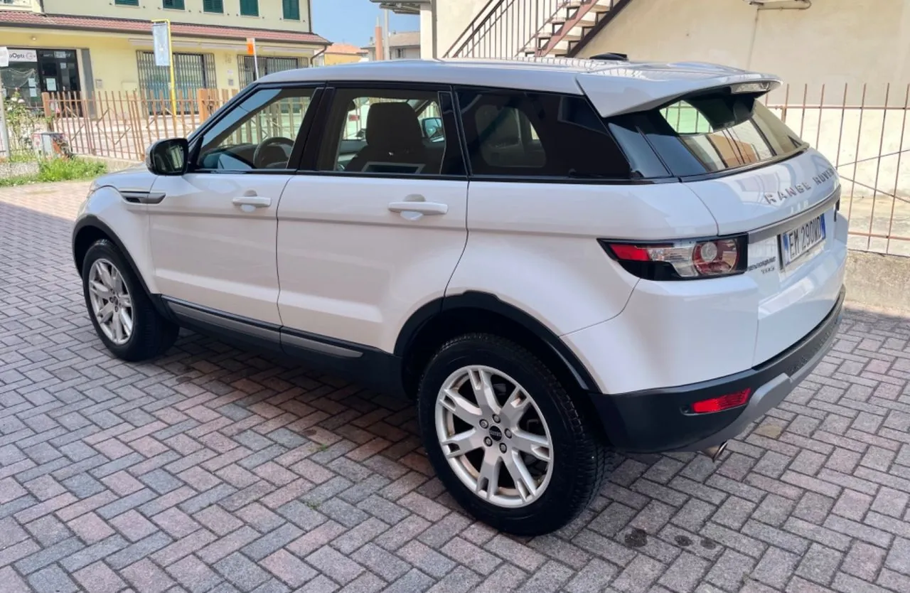 Land Rover Evoque 2012 photo 3