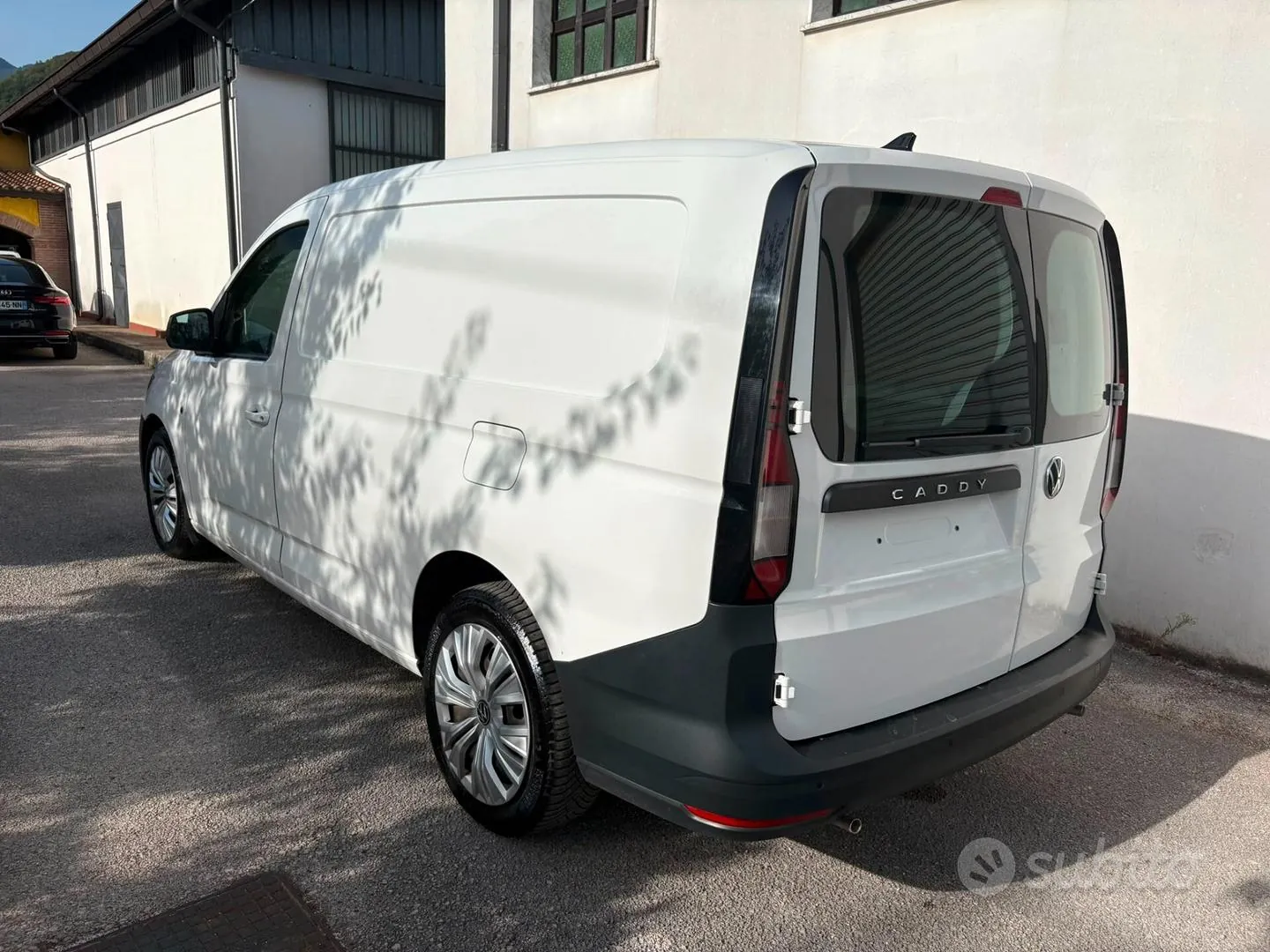 Volkswagen Caddy 2022 photo 2