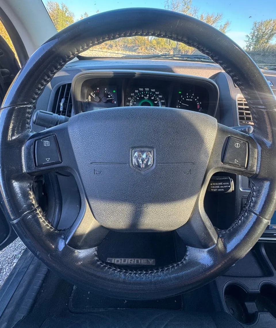 Dodge Journey 2010 photo 4