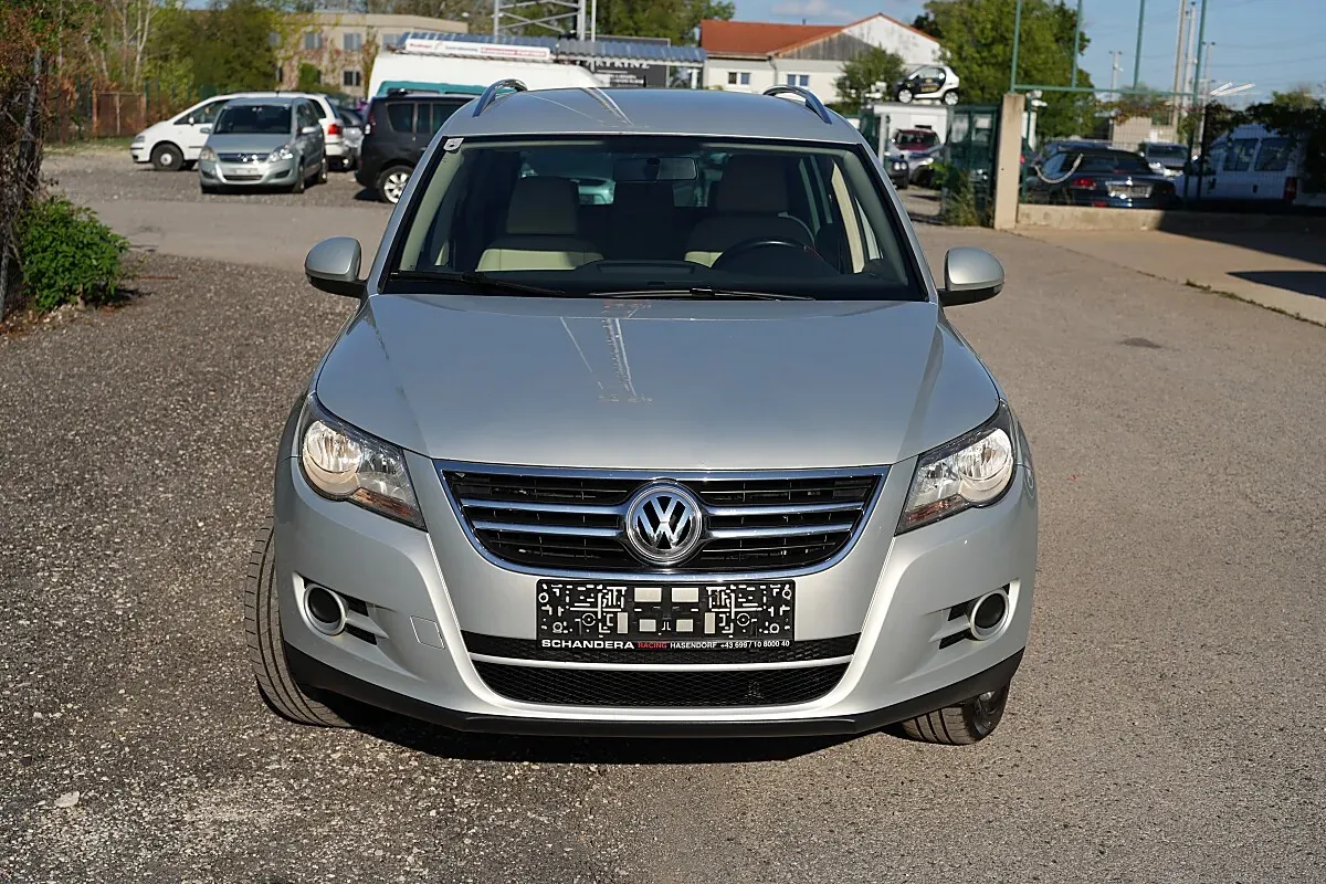 Volkswagen Tiguan 2008 photo 2
