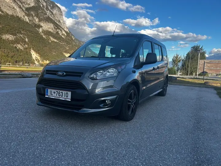 Ford Tourneo