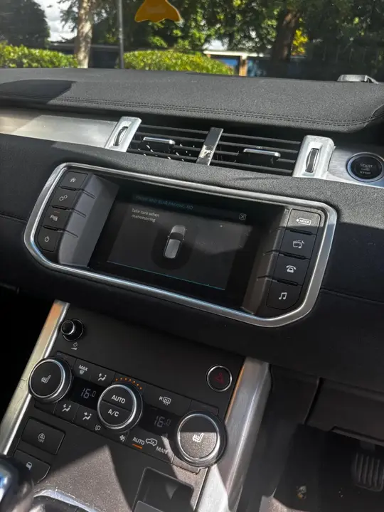 Land Rover Range Rover Evoque 2018 photo 4