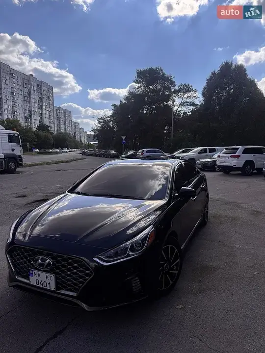 Hyundai Sonata 2018 photo 3