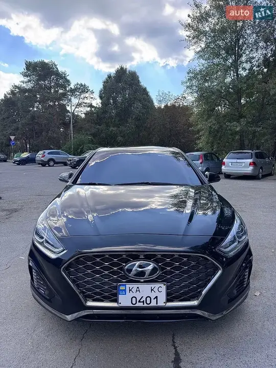 Hyundai Sonata