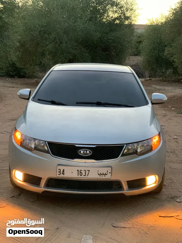 Kia Cerato 2010 photo 2