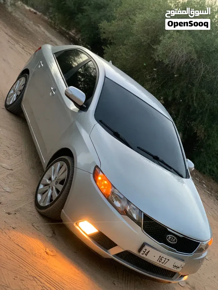 Kia Cerato 2010 photo 3
