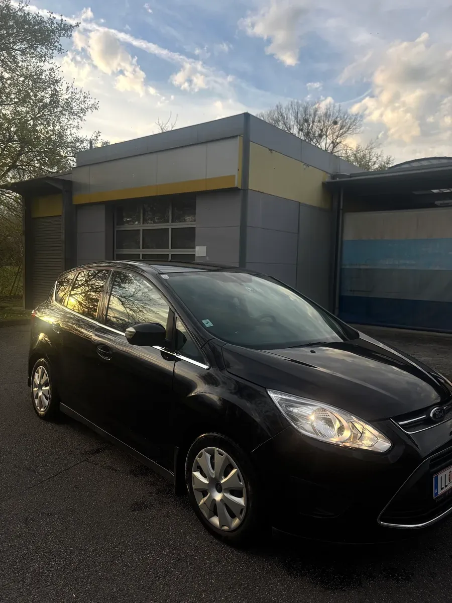 Ford C-Max 2011 photo 2