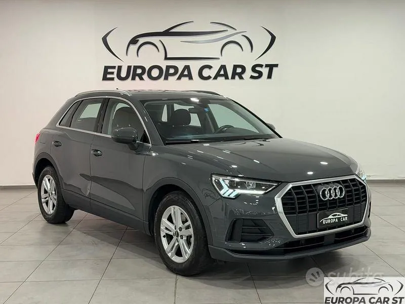 Audi Q3 2022 photo 2