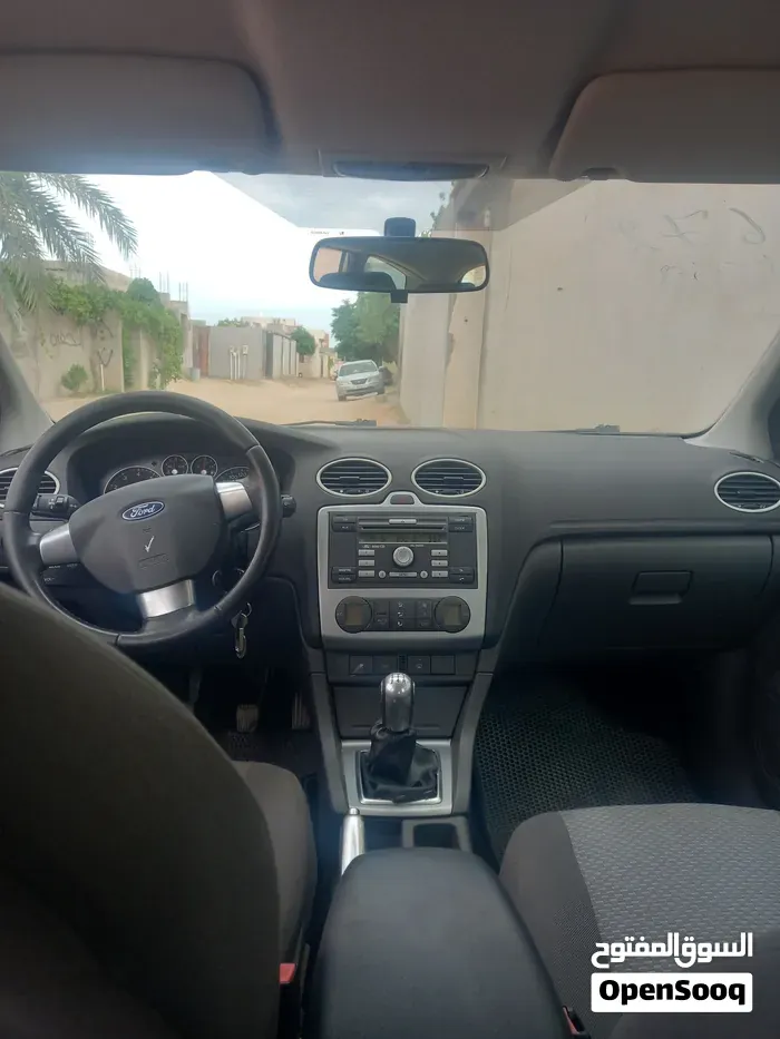 Ford Focus 2008 photo 3