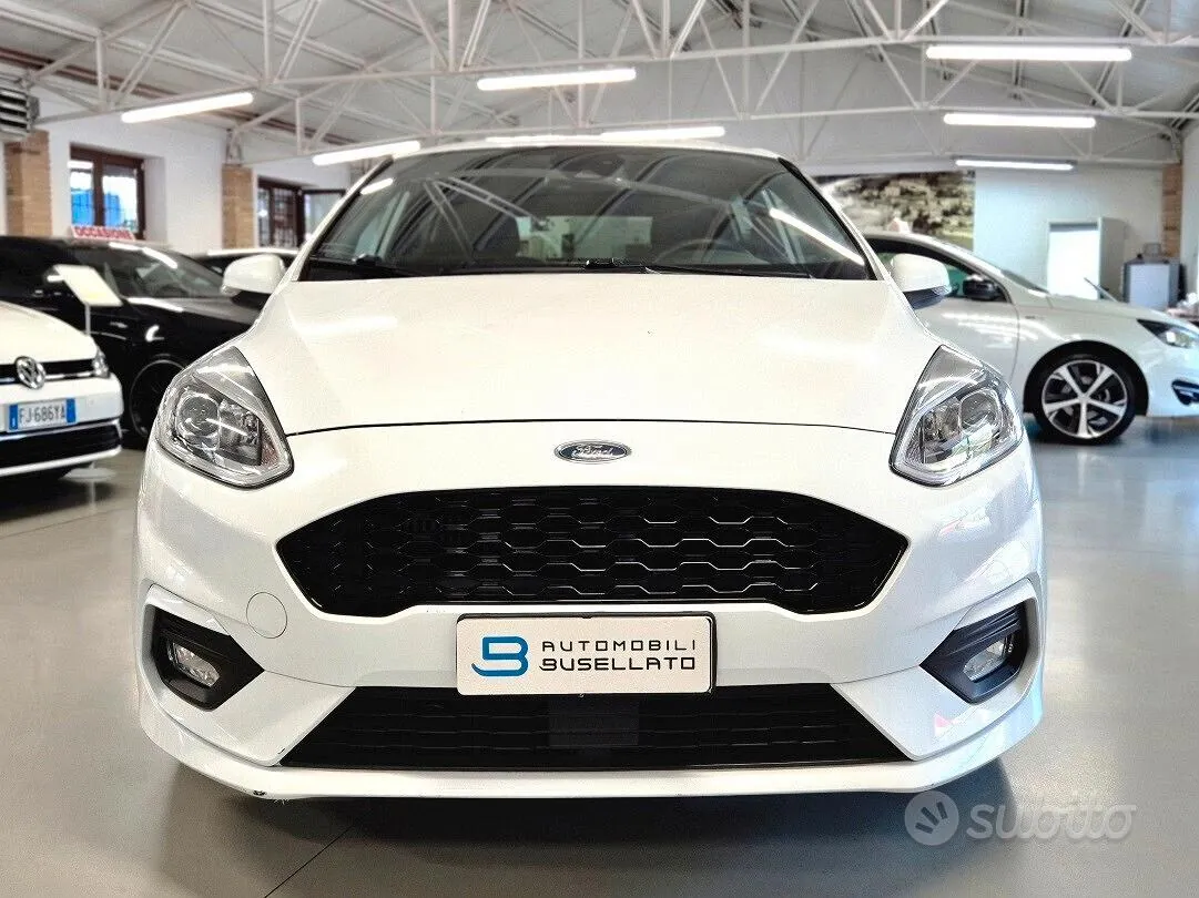 Ford Fiesta 2019 photo 2