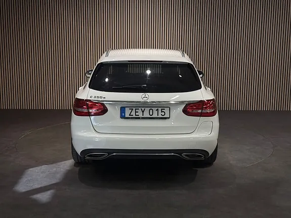 Mercedes-Benz C350 2018 photo 5