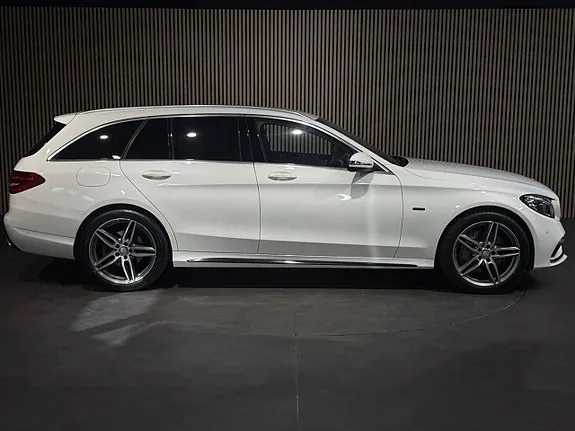 Mercedes-Benz C350 2018 photo 3