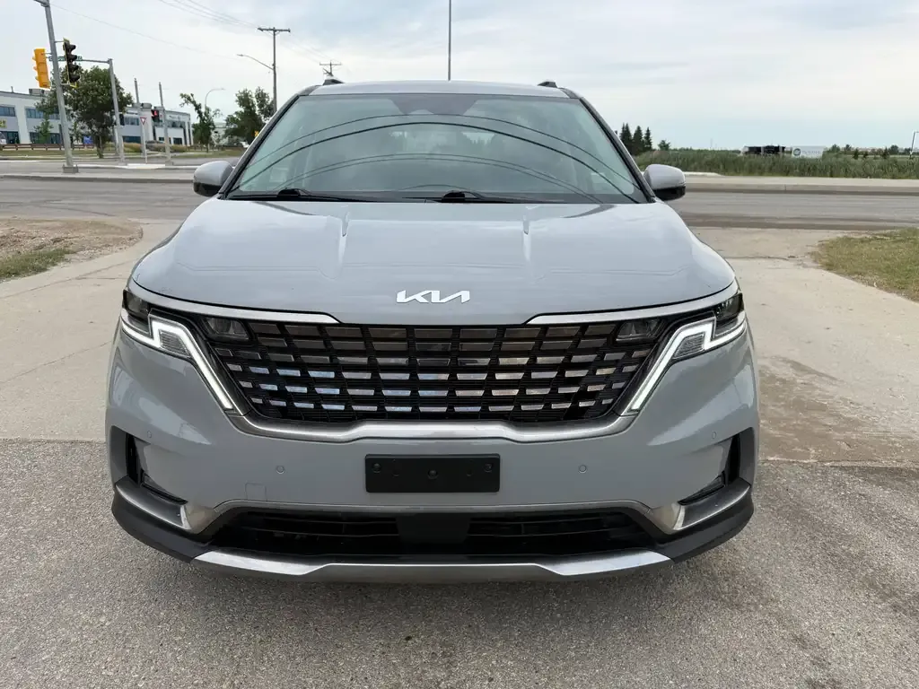 Kia Carnival 2024 photo 2