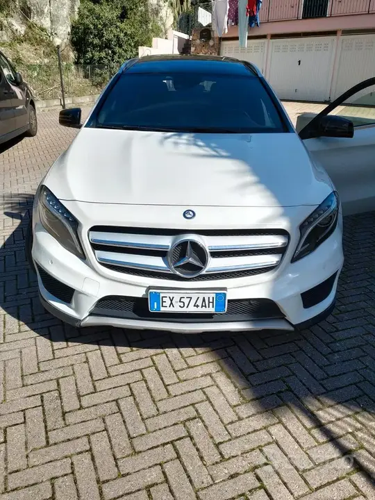 Mercedes-Benz Gla 2014 photo 2
