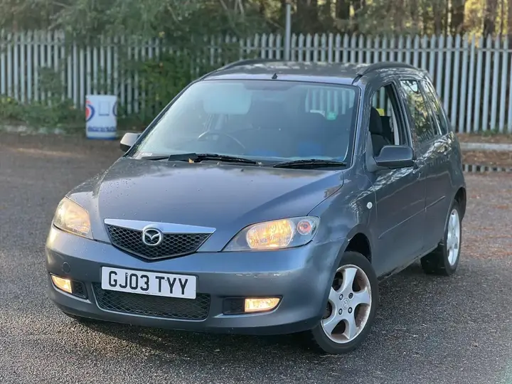 Mazda Mazda2