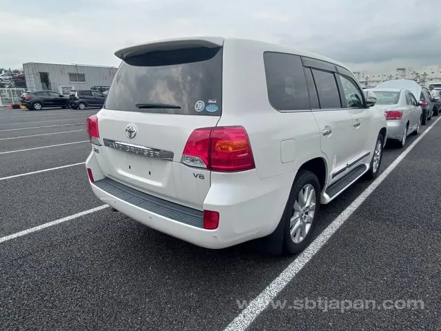 Toyota Land Cruiser 2012 photo 4