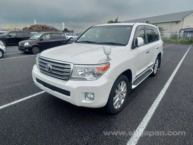 Toyota Land Cruiser 2012 photo 2
