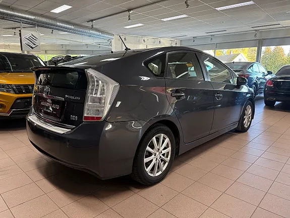 Toyota Prius 2011 photo 5