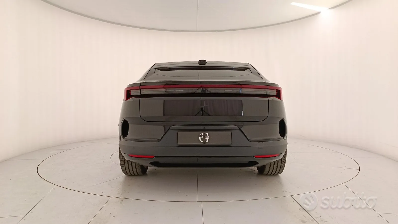 Polestar 4 2024 photo 4