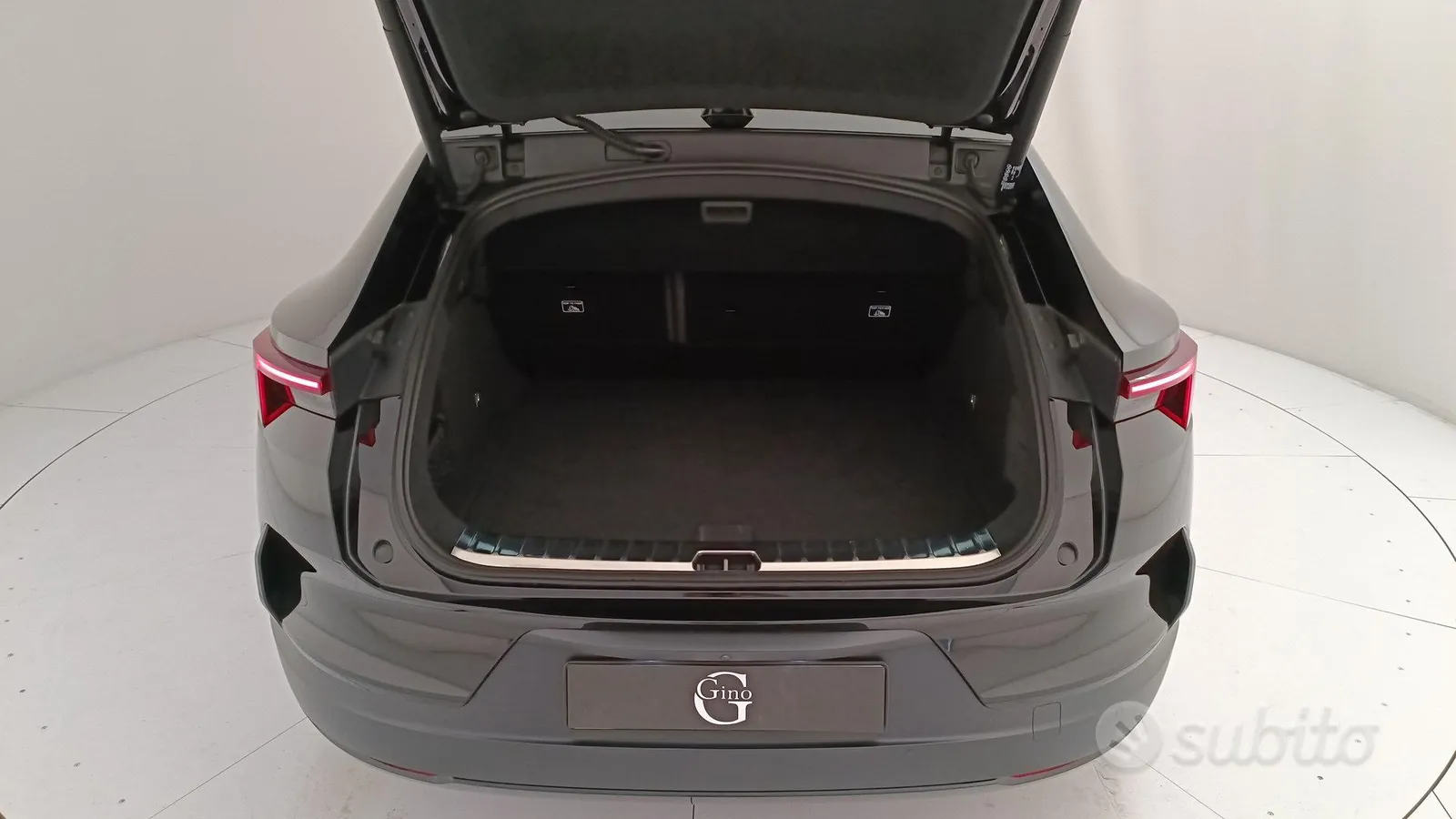 Polestar 4 2024 photo 5