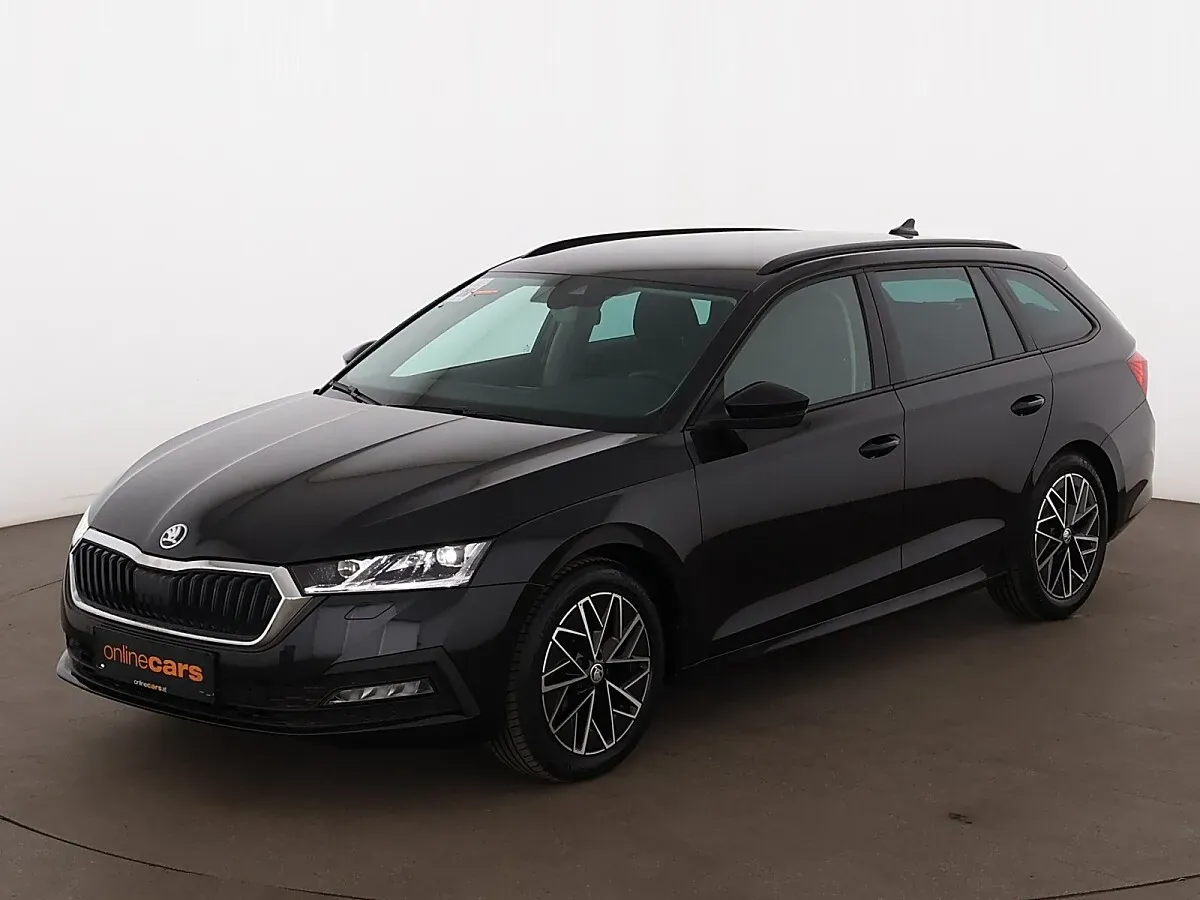 Skoda Octavia 2023 photo 2