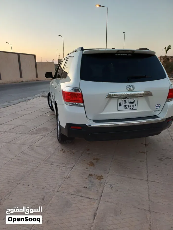 Toyota Highlander 2012 photo 3