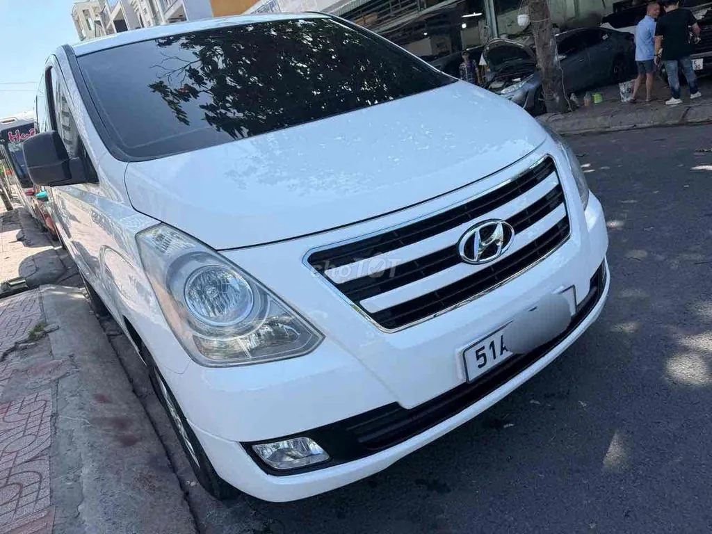 Hyundai Starex 2016 photo 3