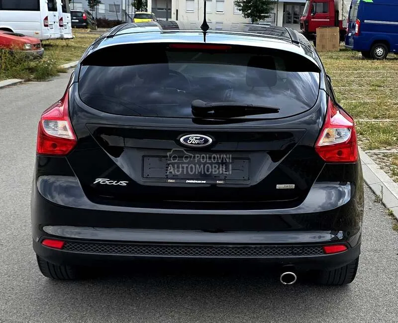 Ford Focus 2011 photo 4