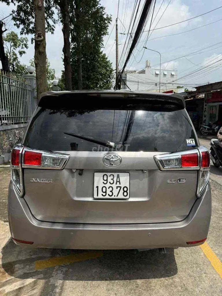 Toyota Innova 2018 photo 2
