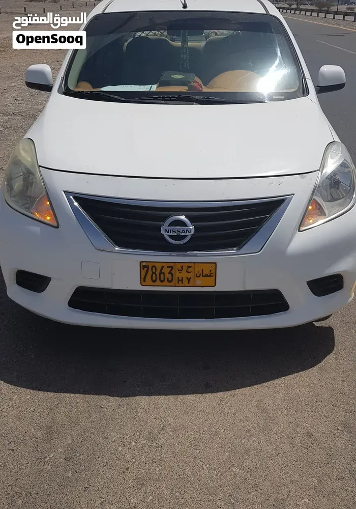 Nissan Sunny 2012 photo 2