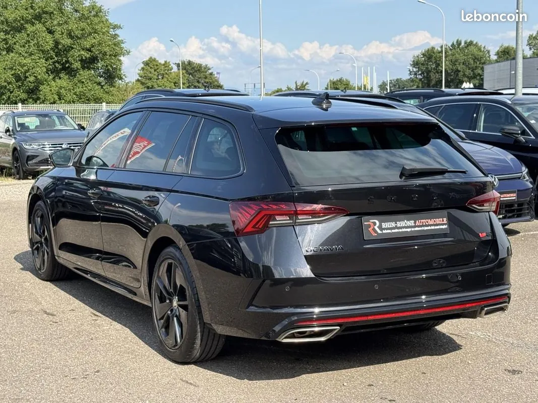 Skoda Octavia 2022 photo 3