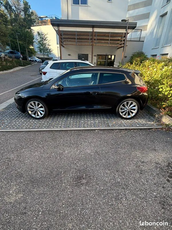 Volkswagen Scirocco 2012 photo 2