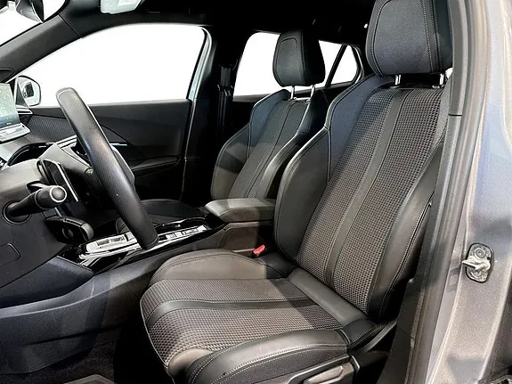 Peugeot 2008 2023 photo 5