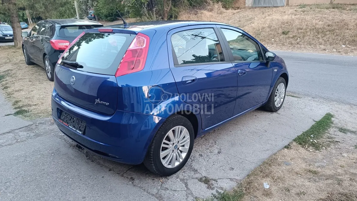 Fiat Grande Punto 2006 photo 4