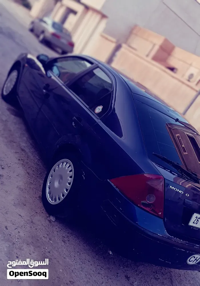 Ford Mondeo 2004 photo 2