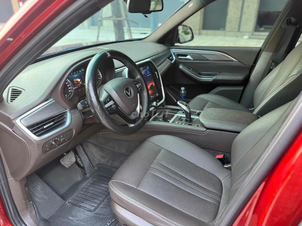 Vinfast Lux Sa2.0 2019 photo 5