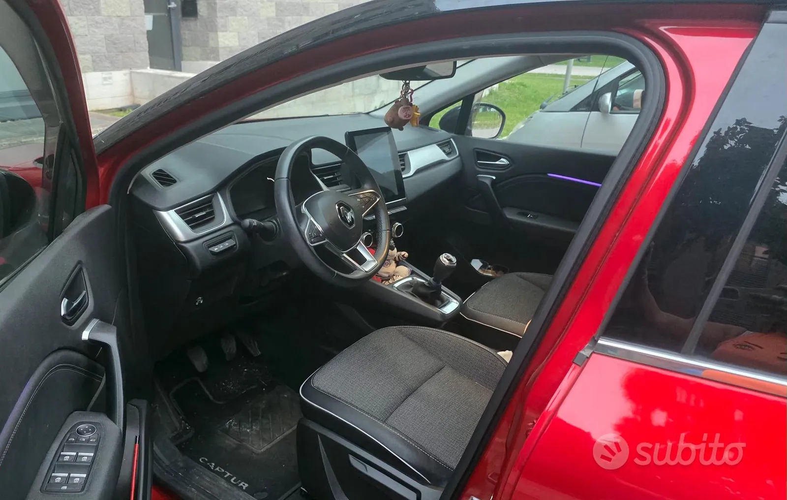 Renault Captur 2024 photo 4