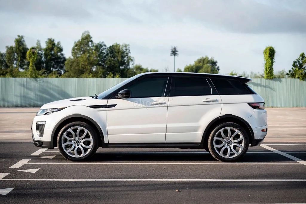 Land Rover Range Rover Evoque 2016 photo 3