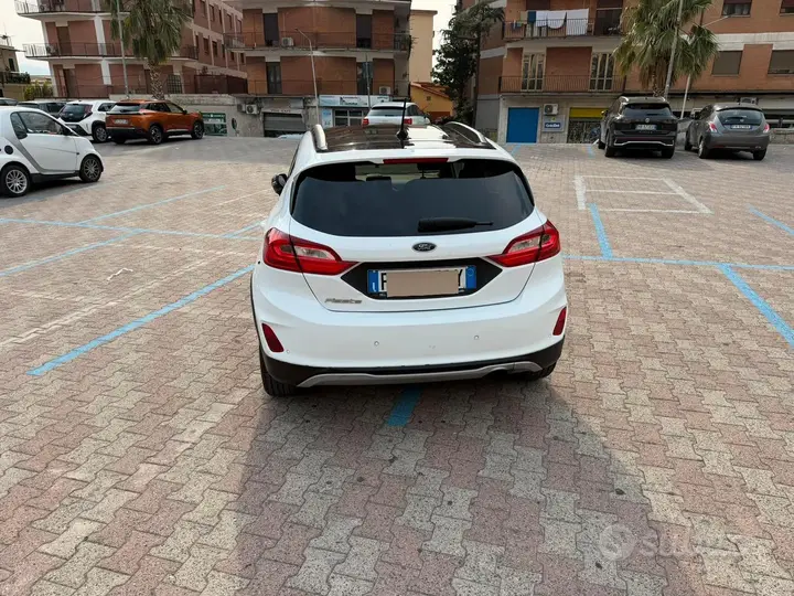 Ford Fiesta 2018 photo 3