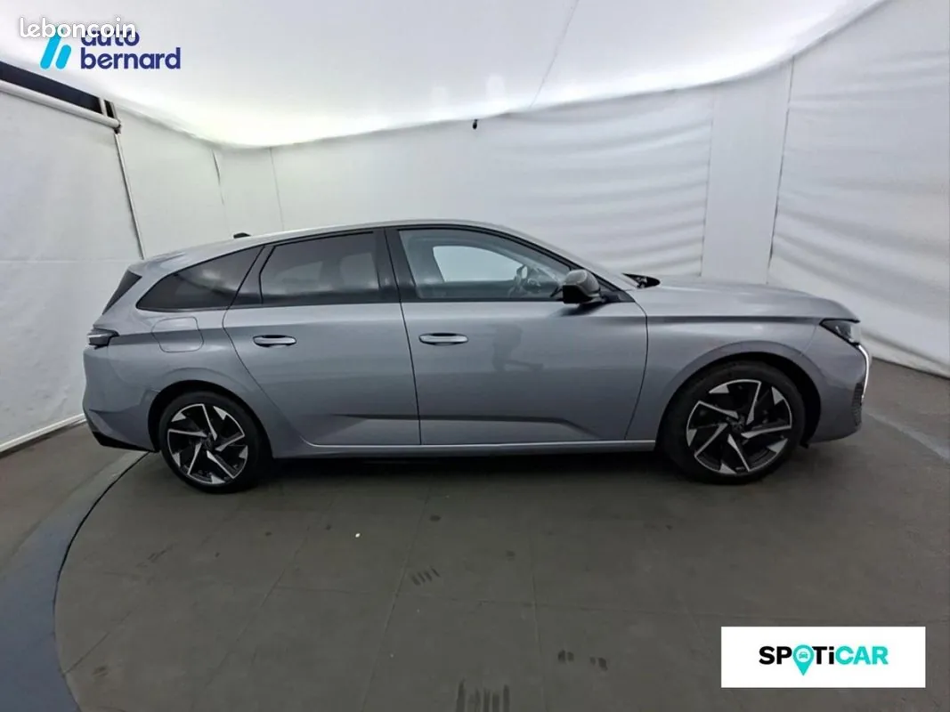 Peugeot 308 2022 photo 4