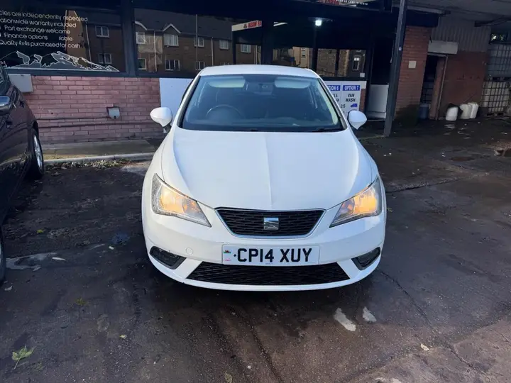 Seat Ibiza 2014 photo 4