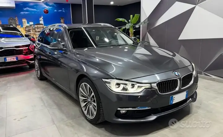 BMW 3 Series 2018 photo 2