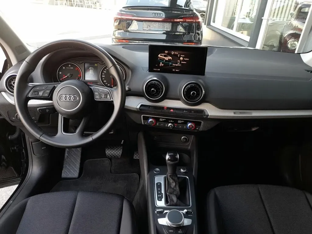 Audi Q2 2022 photo 3