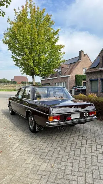 Mercedes-Benz W114