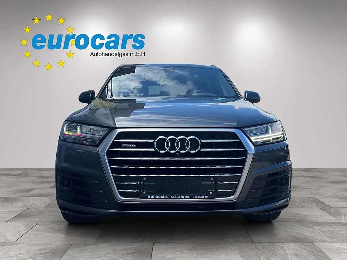 Audi Q7 2016 photo 2